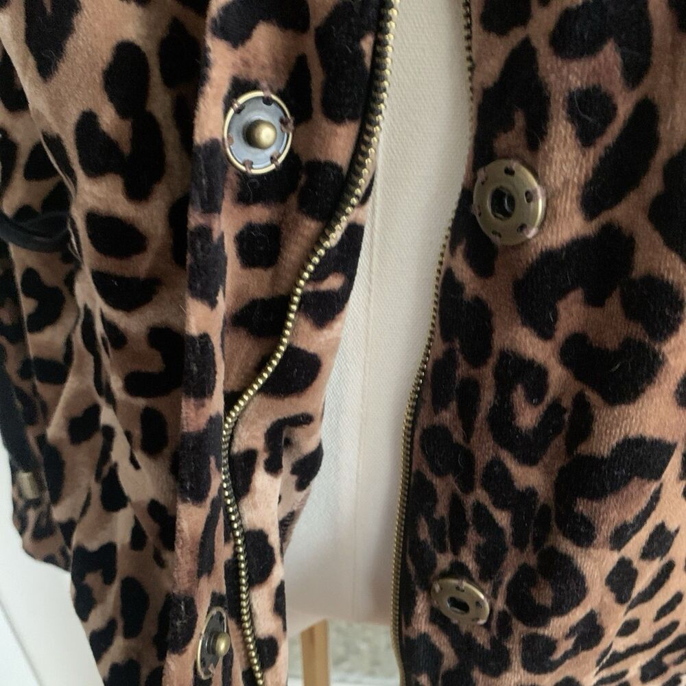 Jones New York Track Jacket Velour Leopard Print Sz M Full Zip - Picture 3 of 7